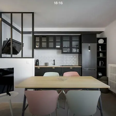 Apartment 17 Rue Jean Jaures